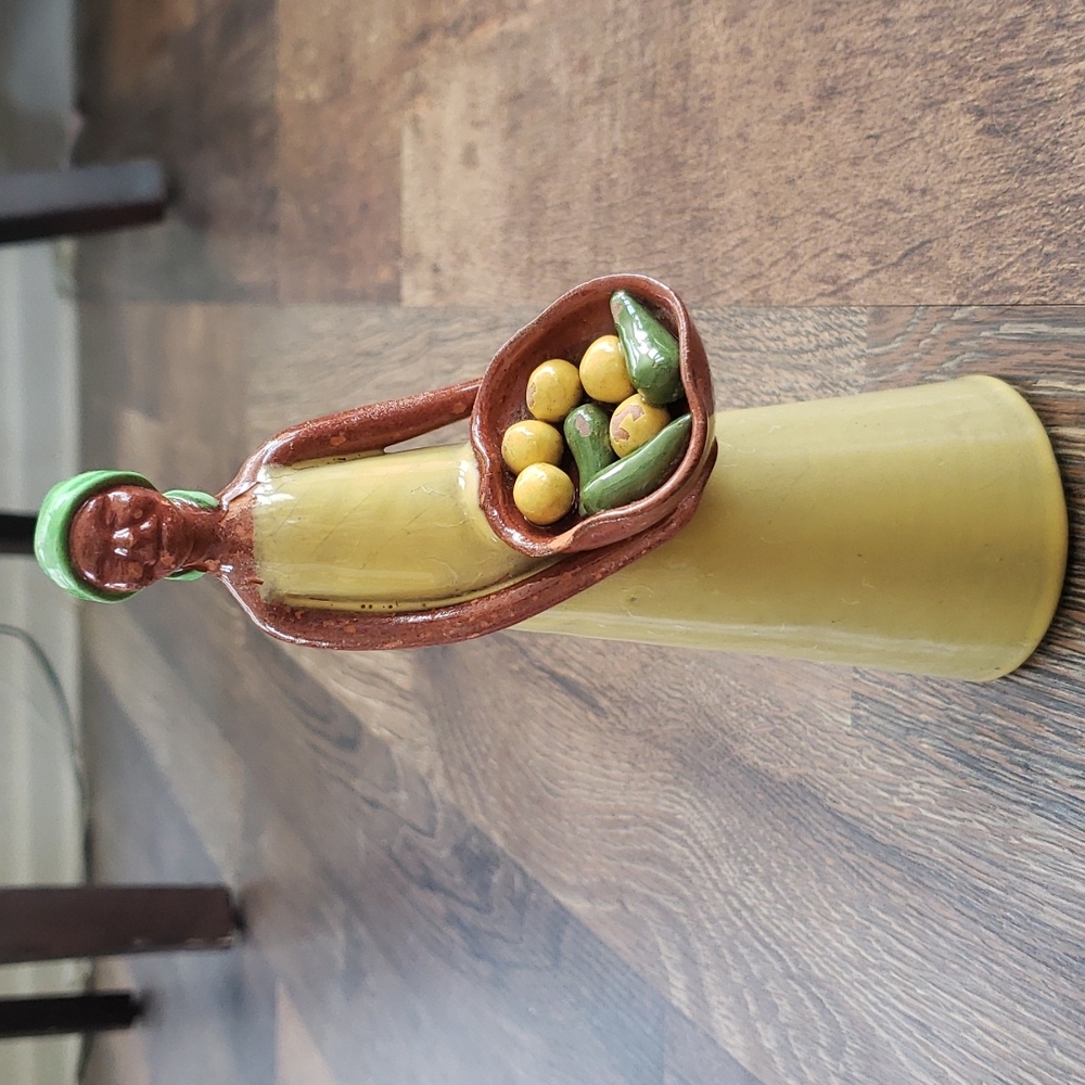 DOMINICANA Pottery